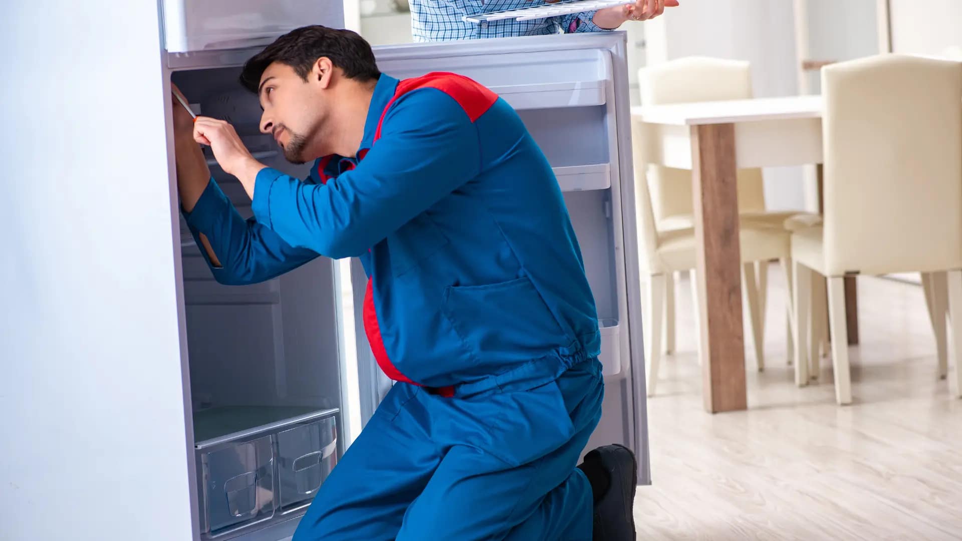 Affordable Fridge Repair Services in Delhi